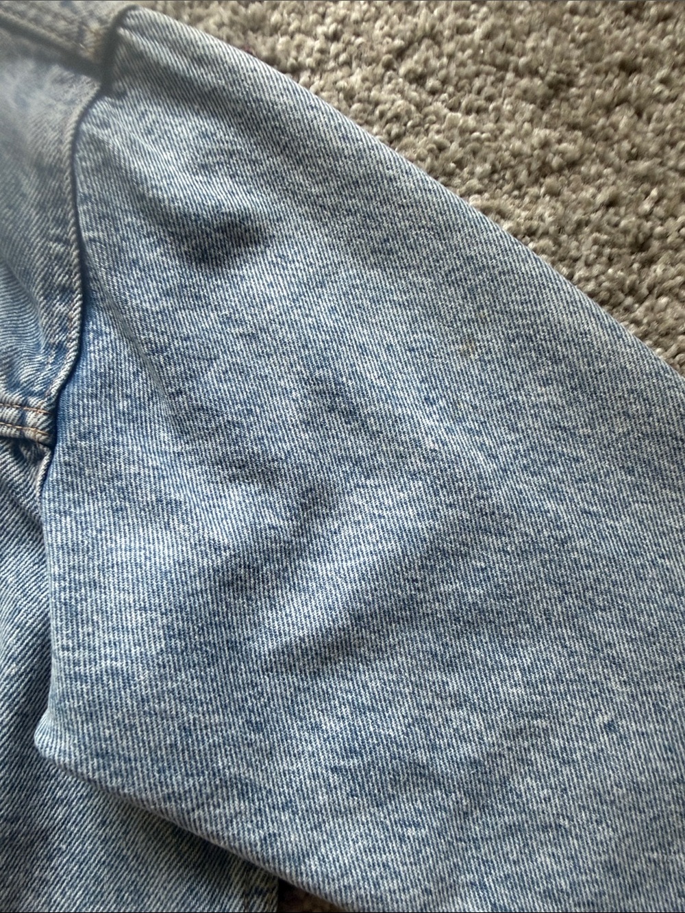 Levi's Classic Denim Trucker Jacket Light Wash Size L - Picture 11 of 11